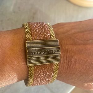 Cynthia Desser magnetic bracelet
